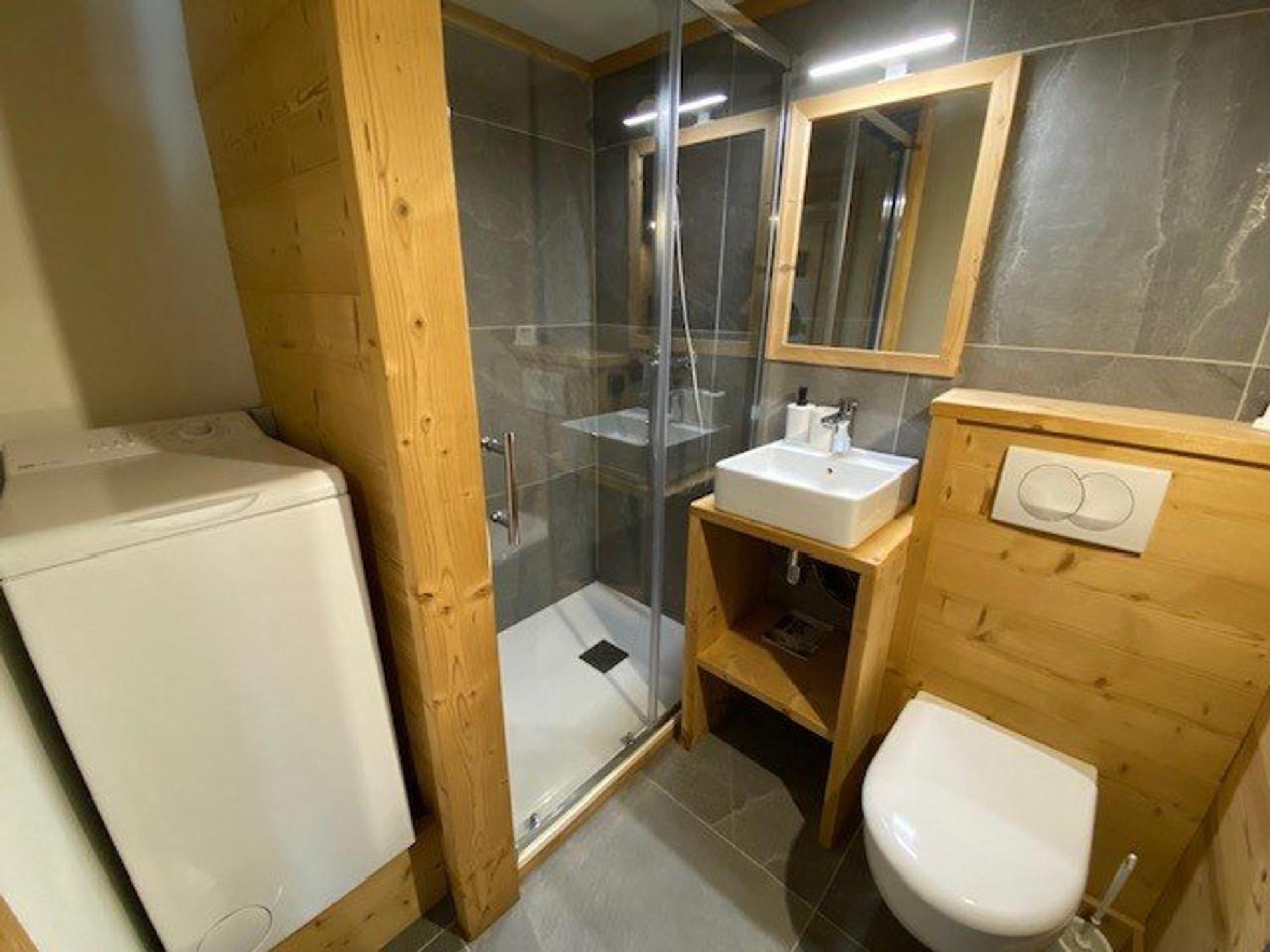 Appart Renove 2* Pour 6 Pers. Avec 2 Salles D'Eau Et Balcon Sud - Fr-1-458-178 Le Chinaillon Luaran gambar